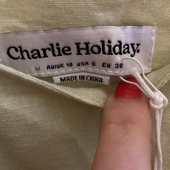 NWT Charlie Holiday The Harlow Dress in The Tropics Print size US 6 - Picture 11 of 13